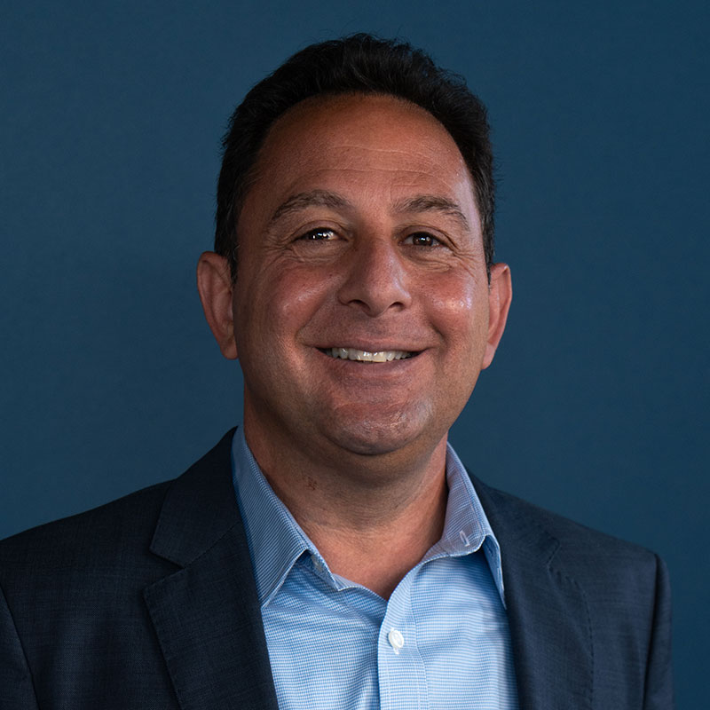 Peter Mallouk Headshot